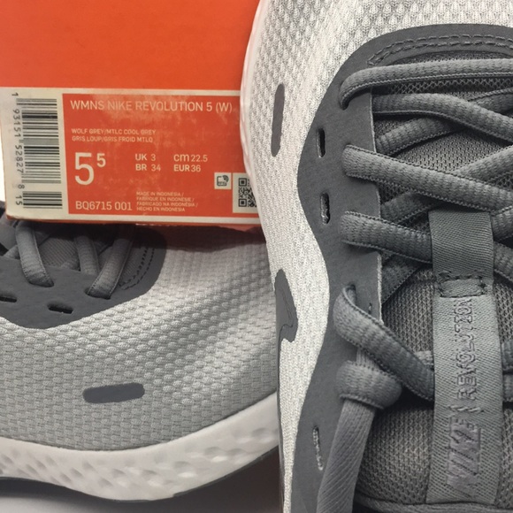 wmns revolution 5 nike